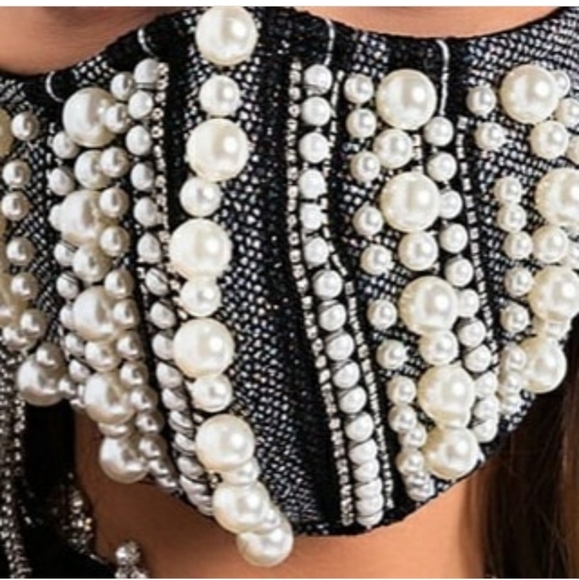 Rich AF - Picture 2 of 2